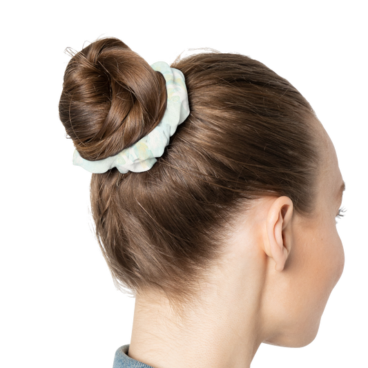 Watercolor Scrunchie, Soft Green